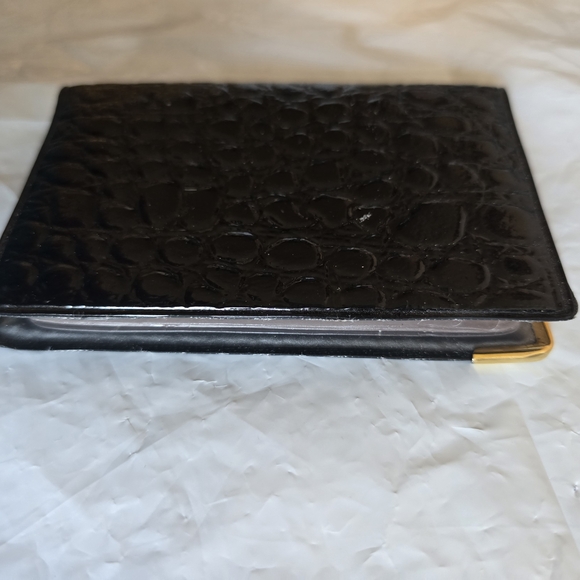 Black Croc-Embossed Leather Card Holder with Gold Corner Accent Like New - Picture 4 of 6
